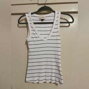 Universal Threads Blue and White Striped Tank Top